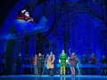 Jake Faragalli (Michael Hobbs), Heidi Blickenstaff (Emily Hobbs), Robert Cuccioli (Walter Hobbs), James Moye (Buddy), Kate Fahrner (Jovie) and the company of ELF
